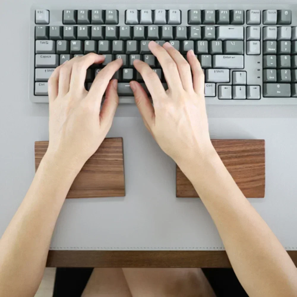 Walnut Wood Plam Rest Custom S - огляд і ціна Wrist Rest Wood